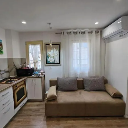 Kalpazo Myslym Shyri Tirana Apartment Exterior photo